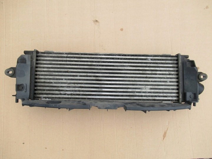 фото №1, Vivaro trafic интеркулер 8200411160c