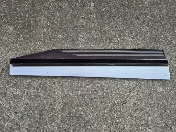 фото №1, Hyundai ioniq v 5 21- планка накладка двері передні ліві