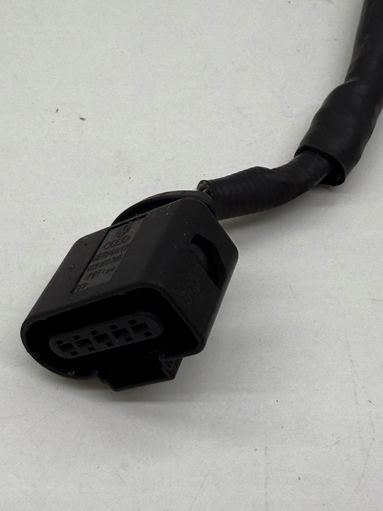 фото №8, Audi volkswagen seat skoda штекер разъём соединитель + шланг 8k0973705