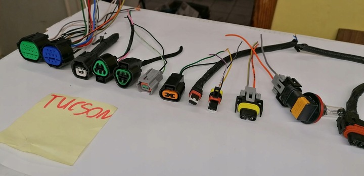 фото №10, Hyundai tucson iii 18- ii штекер лампы led разъём