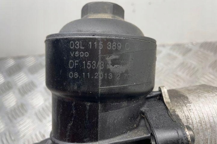 фото №8, Кріплення фільтра масла audi q5 8r 03l117021c 2.0l дизель 125kw 2014