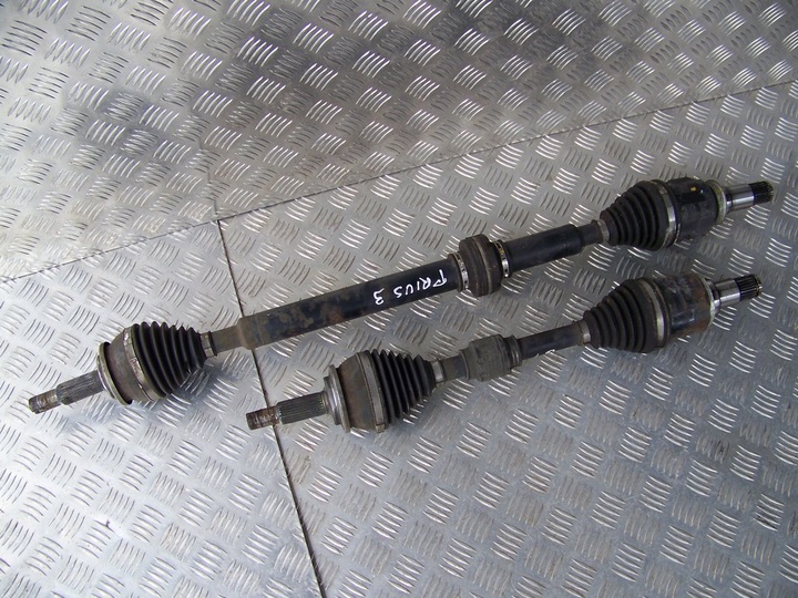 фото №1, Toyota prius 3 09 15 полуось правая длинная 1.8 гибрид