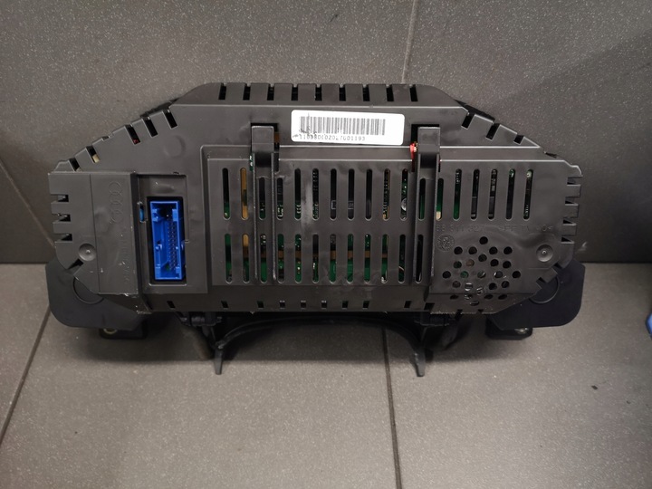 фото №6, Спидометр приборы audi a8 d3 4.2 tdi eu 4e0920931c