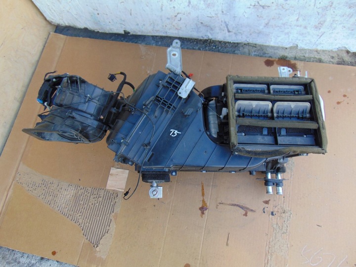 фото №13, Отопитель кондиционера vw transporter t5 7h1820005ag