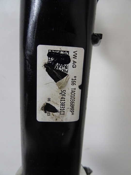 фото №9, Audi q3 83a поворотный кулак амортизатор правая 5qf413031cj 5q0407258a