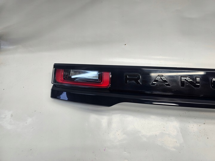 фото №9, Лампа зад задняя накладка range rover velar 2017 - l560 j8a2-13192-ce