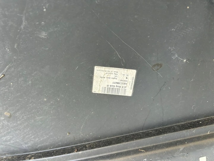 фото №4, Vw passat cc 3c8 обшивка крыло правый зад 3c8809606 b оригинал