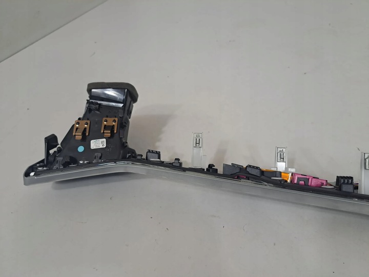 фото №7, Bmw 4 g22 g23 g24 g26 2022 панелі розподільчі, консоль