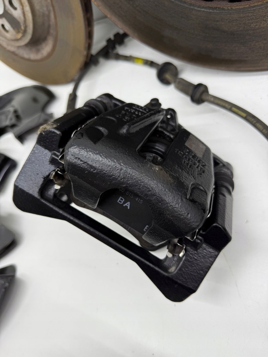 фото №9, Audi s6 c7 супорт затискачі + диски захисні накладки гальмівні комплект swap a6 s7 rs6