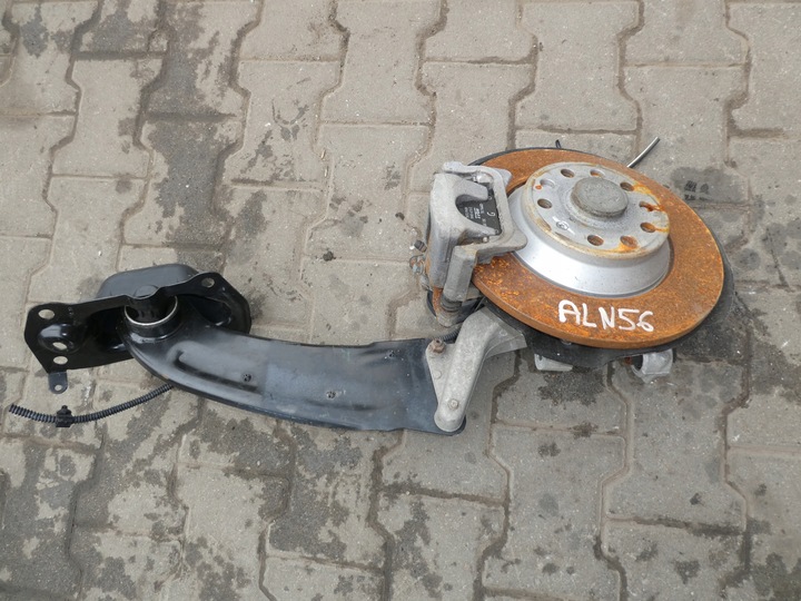 фото №1, Passat b7 tdi поворотный кулак суппорт двигатель 3c0505435f l