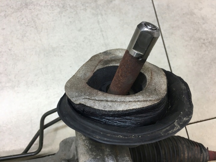 фото №7, Трансмиссия рулевая рейка c-max i 1.8 3m513a500al