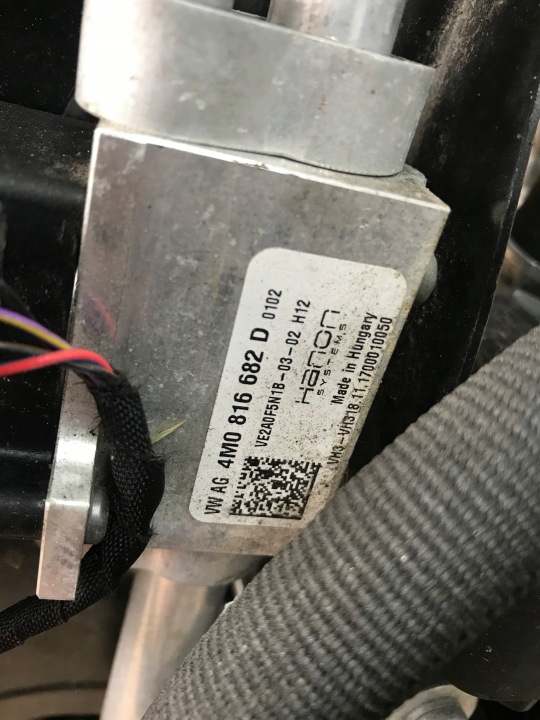 фото №11, Магистраль кондиционера vw 4m0816682d