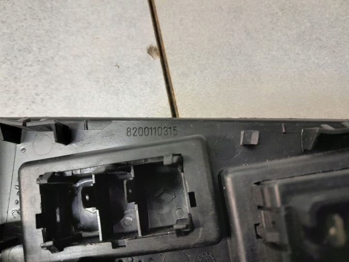 фото №6, Перемикач скла правий перед master ii 7700351693