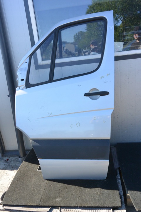 фото №1, Дверь левая левый перед mercedes sprinter w906 906