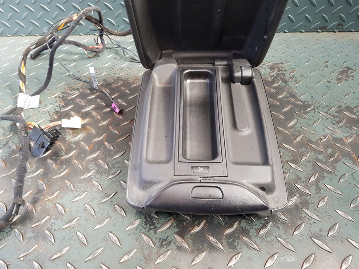 фото №9, Підлокітник тунелю середнього шкіра бардачок телефону bmw x5 e53 дорестайлінг