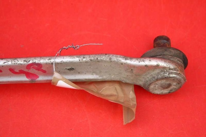 фото №8, Важіль праві перед верхній vw passat b5 1.9 tdi 131 km рестайлінг 00-05