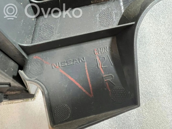 фото №8, Nissan x-trail t32 2016 правая сторона фара задняя