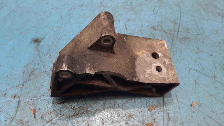 фото №1, Лапи двигуна кріплення volvo s60 v70 xc90