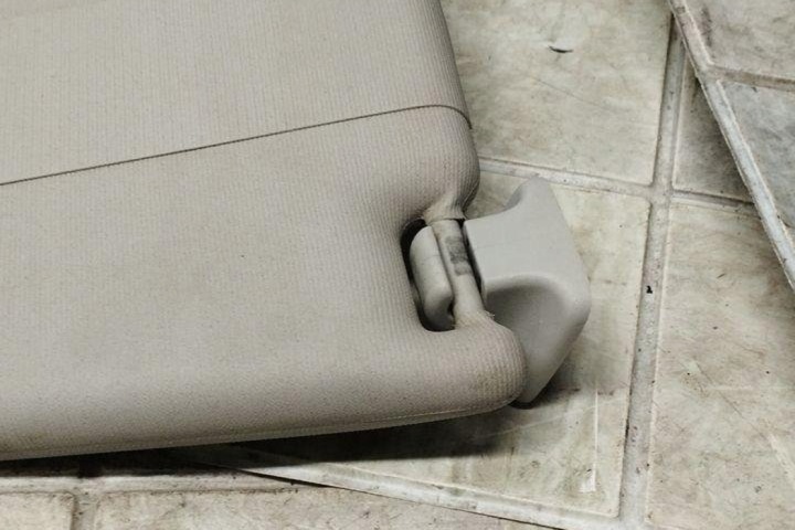 фото №8, Захист сонцезахисна ліва vw passat варіант b6 3c5 1k0857551 2.0l