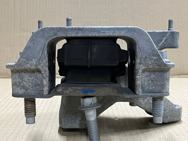 фото №6, Ford courier 1.0 eco лапи подушка коробки коробки передач