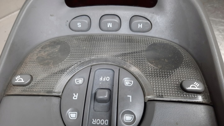 фото №9, Освещение лампа интерьера 1k53e51410 kia carnival ii