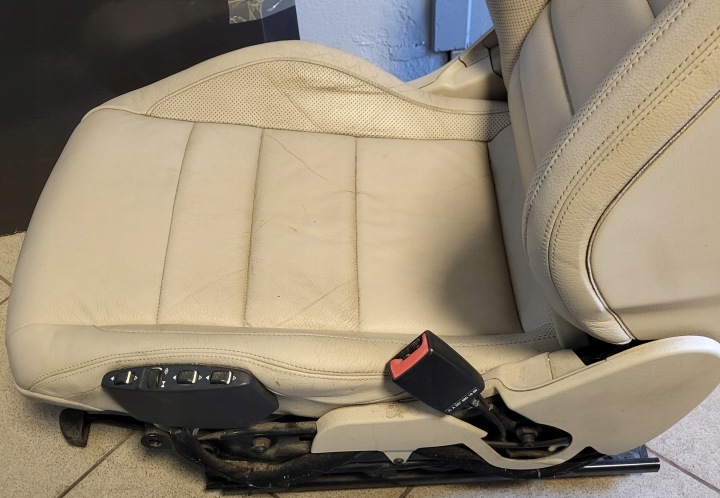 фото №13, Сиденье правое перед кожа mercedes e w207 купе oem номер европа
