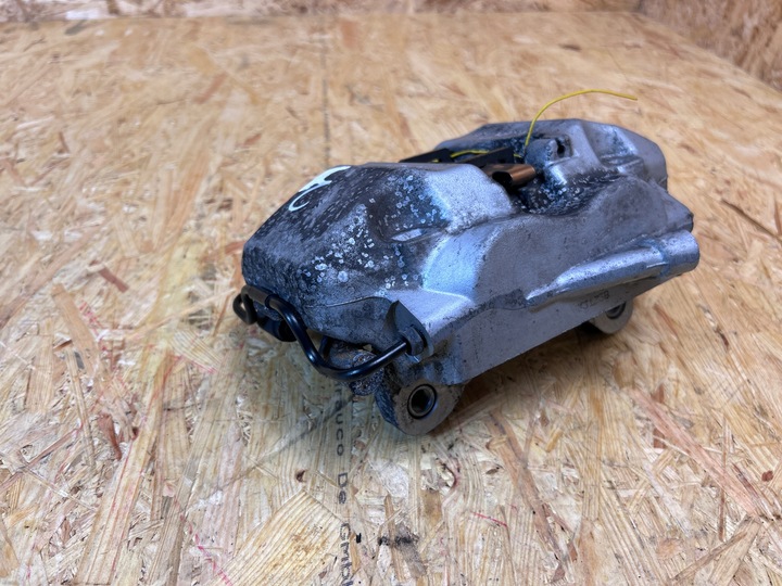 фото №5, Суппорт тормозной тормозные колодки перед левый bmw 5 g30 g31 6883733