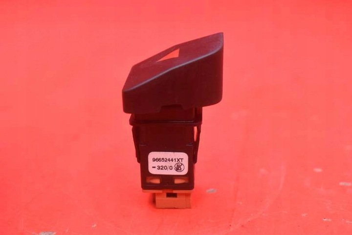 фото №6, Выключатель света аварийных 96652441xt peugeot 5008 1 i 09-13