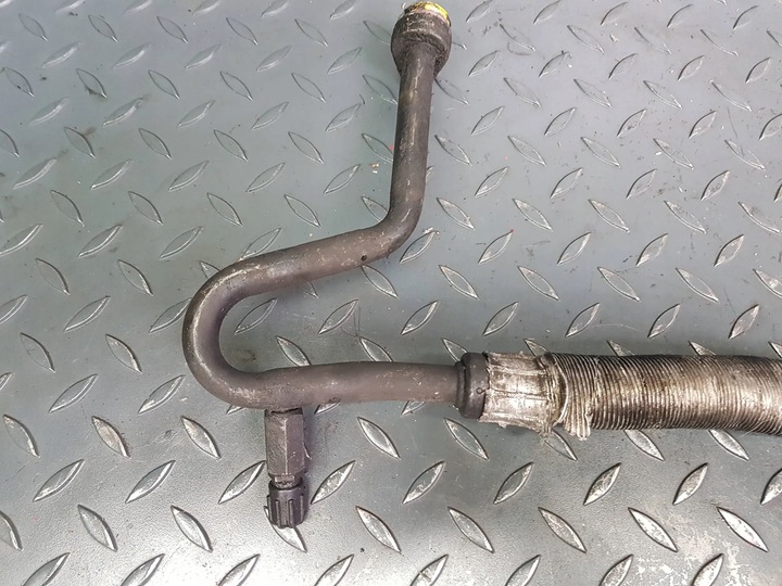 фото №5, Шланг трубка кондиционера uzupełniania 6 913 893 bmw 5 e39 525d 530d m57