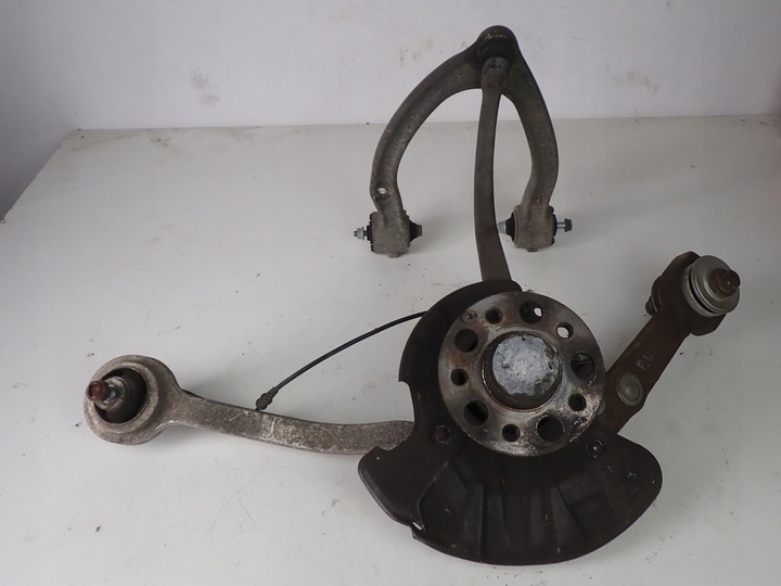 фото №1, Поворотный кулак ступица рычаг левый перед mercedes w220