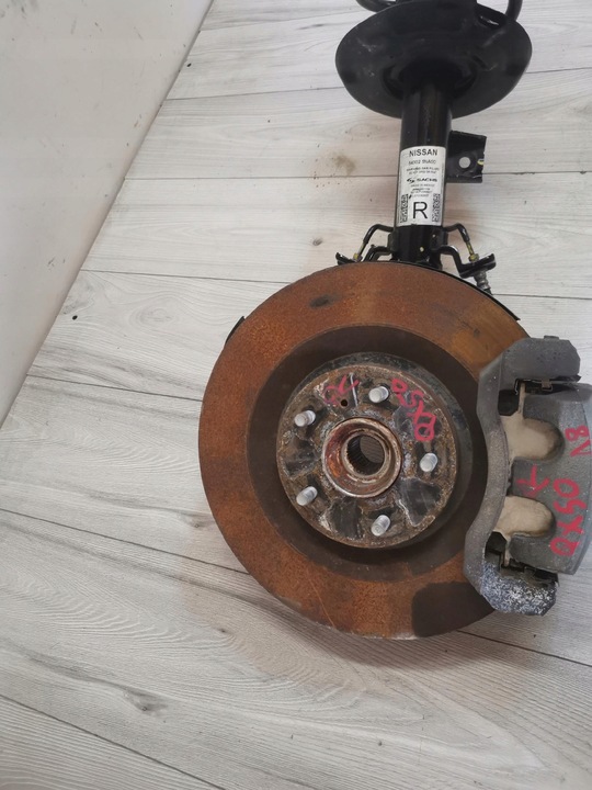 фото №2, Infiniti qx50 18- поворотный кулак амортизатор правые