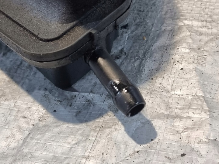 фото №8, Бачок гидроусилитель oem номер 1j0422371b vw golf iv 4 98r
