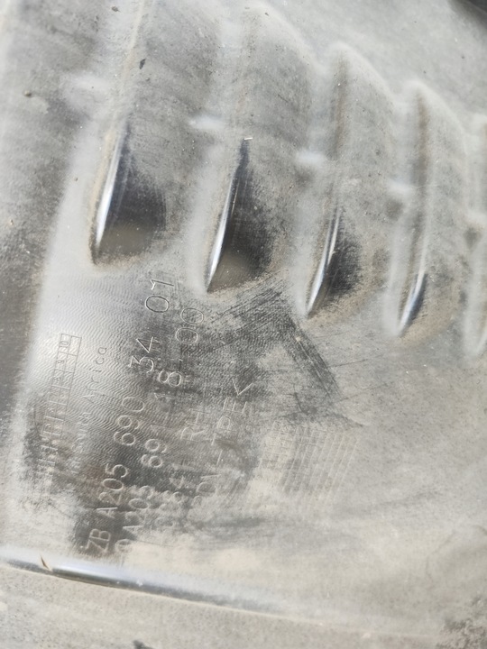 фото №6, Подкрылок перед передние правые mercedes w205 2.0 cgi