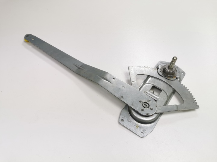 фото №8, Подъемник стекла, механизм левые перед ford transit mk4 oem номер 1052176