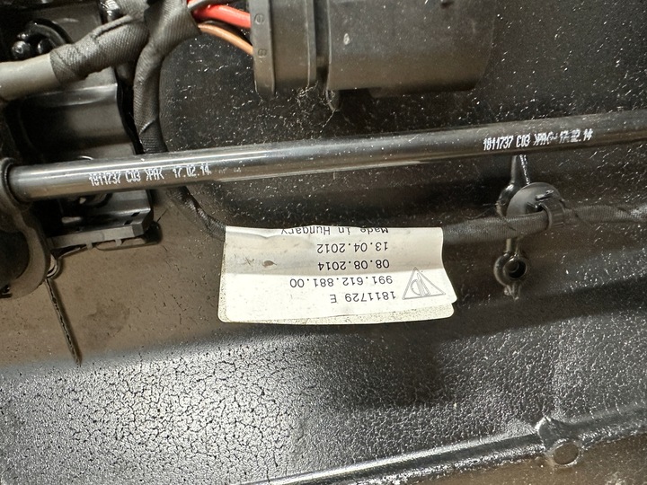 фото №7, Porsche carrera 991 911 спойлер механізм кришки багажник 99150404103