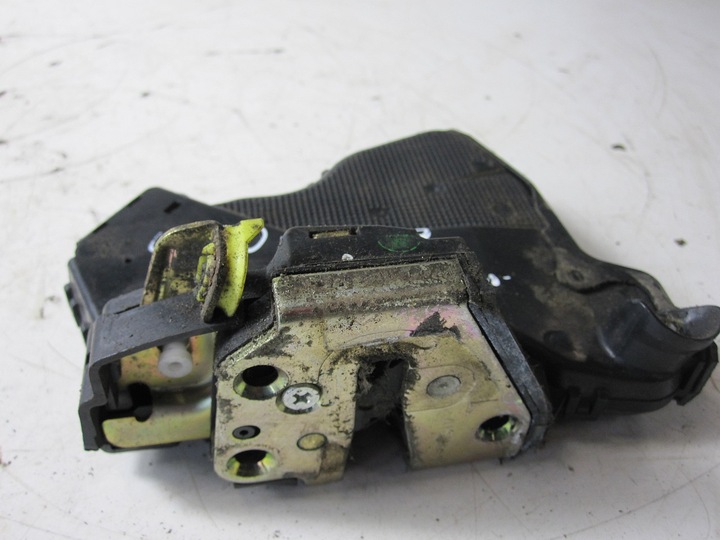 фото №3, Замок двері переднє лівий toyota corolla e12 2001r