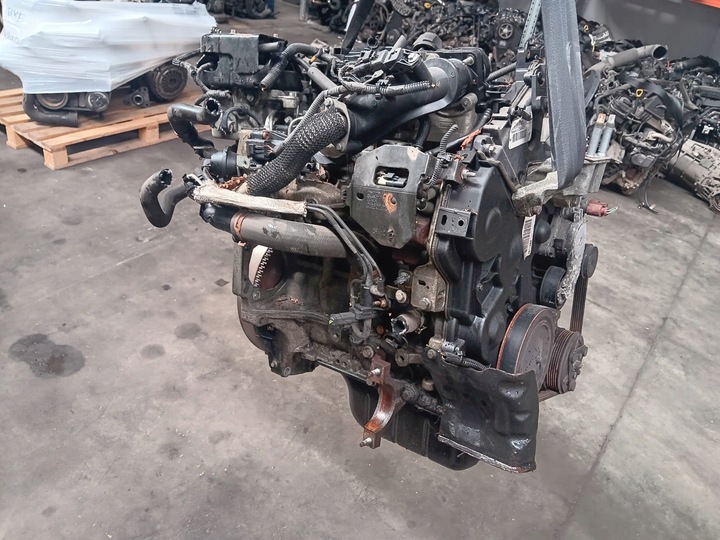 фото №1, Двигун volvo v40/ford focus mk3 c-max mk2 1.6 tdci hdi 8v av6q6007bb