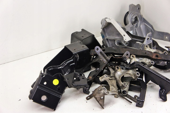 фото №5, Hy458 audi q5 8r кронштейни кріплення кронштейни