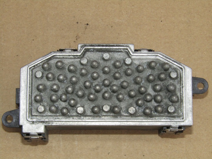 фото №3, Резистор вентилятор датчик audi q7 3.0tdi 08r 4l