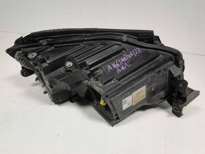 фото №12, Mercedes gle 292 лампа лампы левая правая led ils