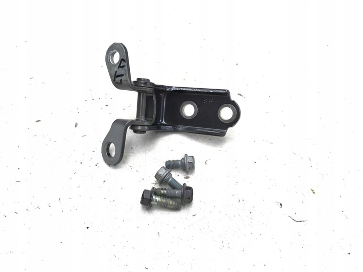 фото №1, Lexus lbx 2024 петля двері лівий зад задній нижній