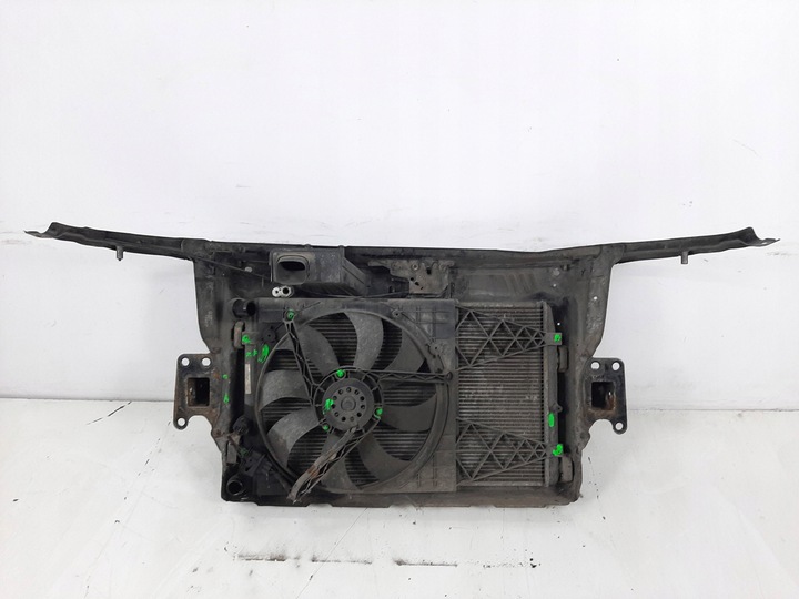 фото №12, Skoda roomster 1.4tdi 09r pas переднее радиатор вентилятор kpl 6q0121207n