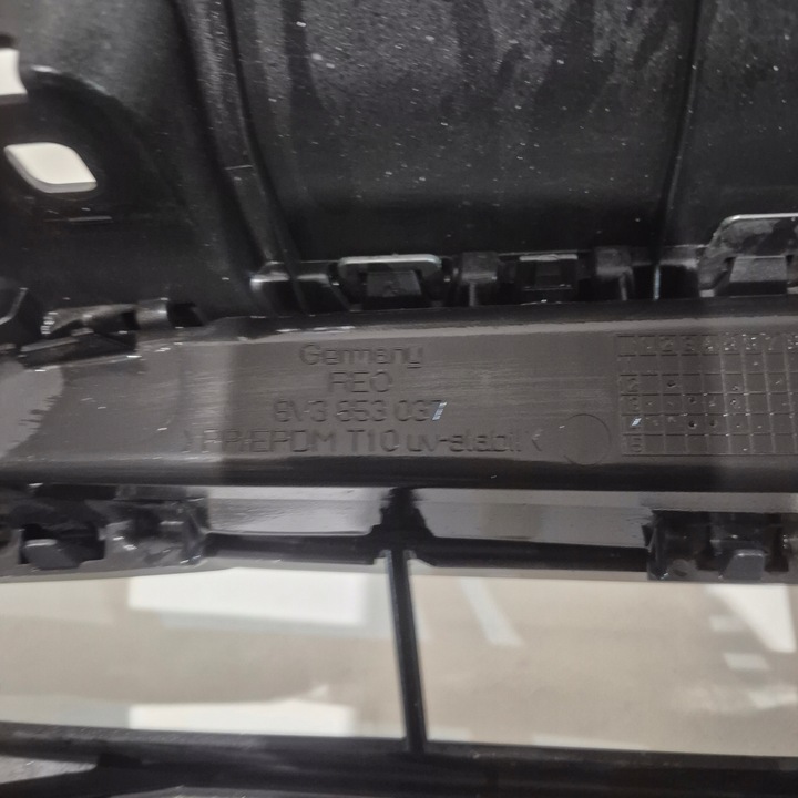 фото №13, Бампер перед переднее audi a3 8v решётка 8v3853037