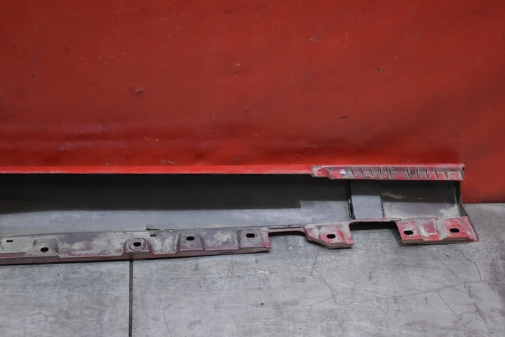 фото №16, Накладка пороговая левая красная a1726980054 mercedes slk r172 amg 11-20