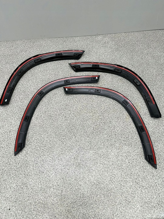 фото №15, Mercedes gle w167 53 amg бампер перед зад розширювачі набір кузов kit