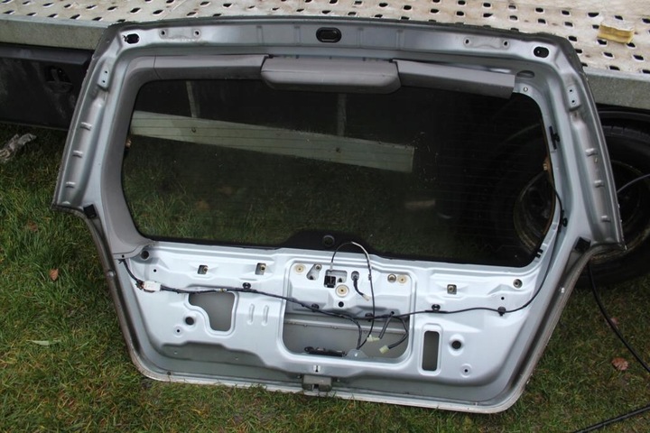 фото №9, Кришка багажника subaru forester ii sg