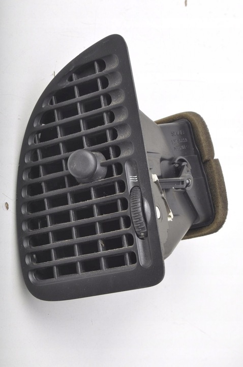 фото №1, Saab 9-3 ii решётка воздуховод левая 12786859 европа