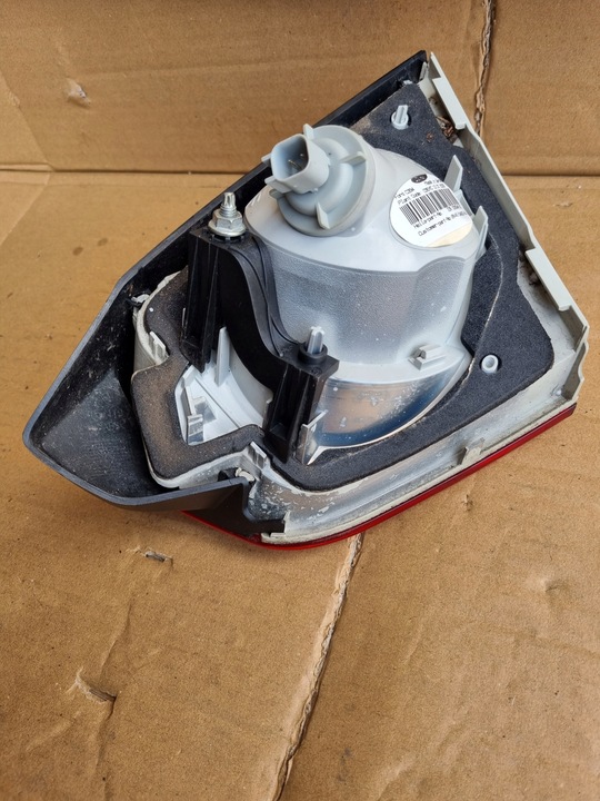 фото №10, Лампа левая зад задняя w крышка багажника ford kuga mk1 08-13r