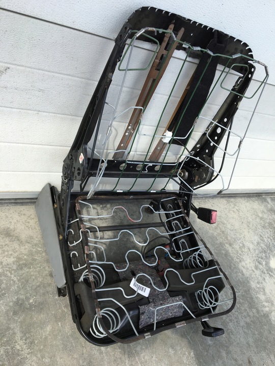 фото №7, Каркас сидіння правого пасажира mercedes w124 sedan універсал