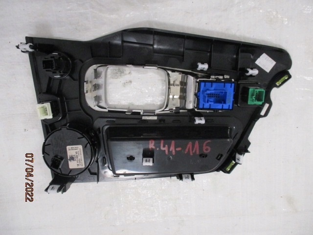 фото №9, Peugeot 3008 ii панель dekor панели переключатели